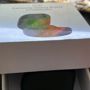 Samsung galaxy beds2 charging . i haven’t use it yet